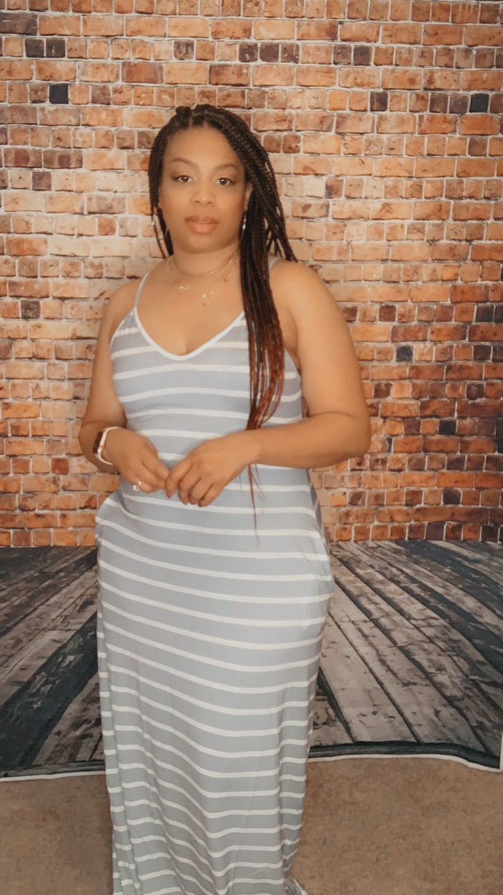 The Nadia Maxi Dress (Grey)