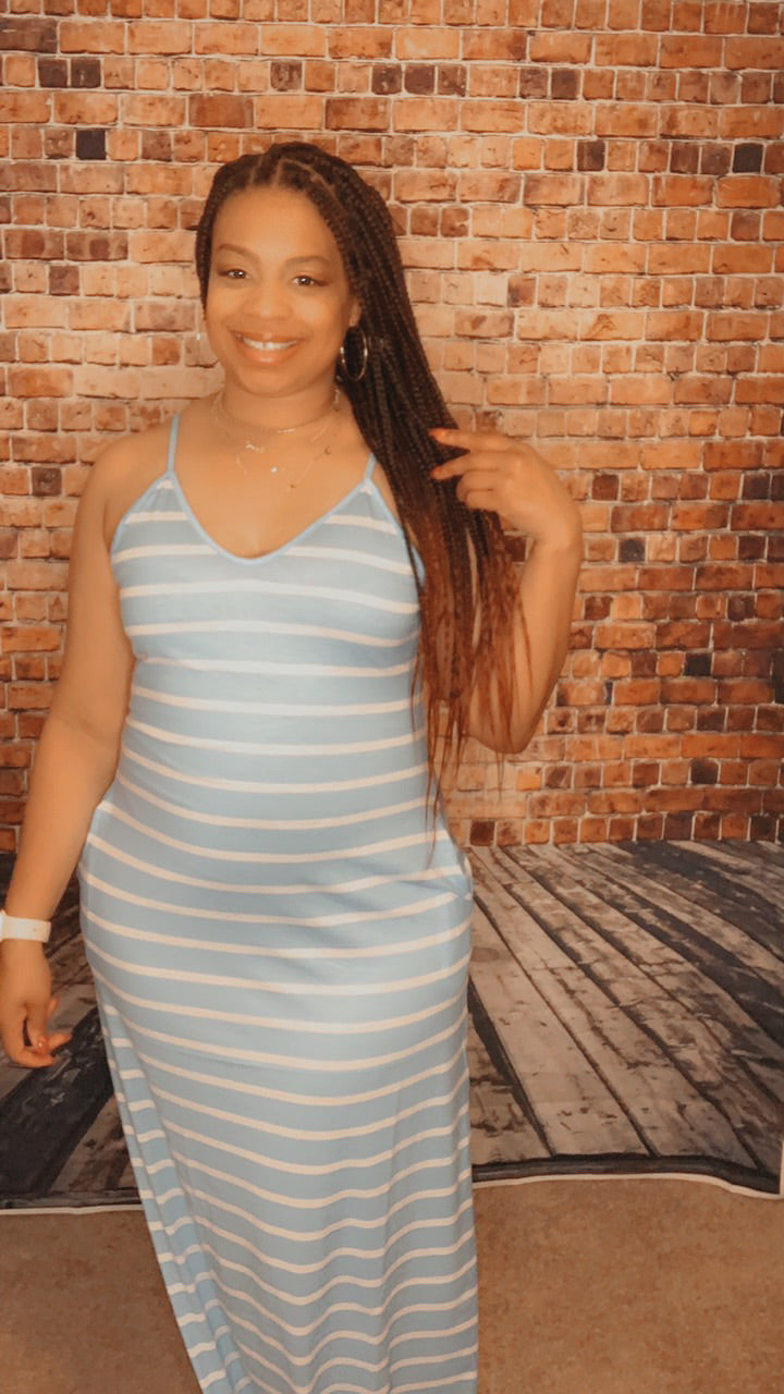 The Nadia Maxi Dress (Blue)