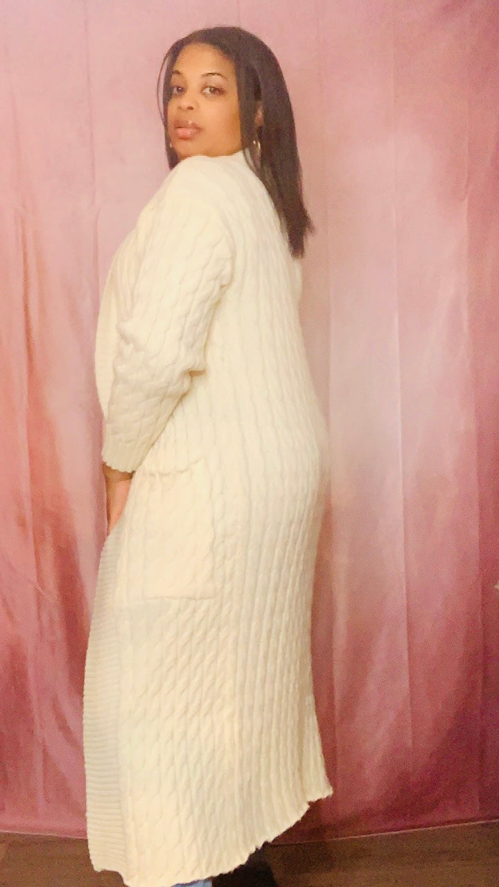 Mocha's Plush Winter Cardigan (Cream)