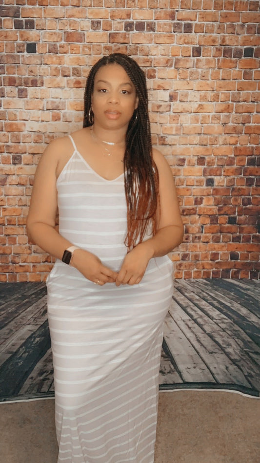The Nadia Maxi Dress (Apricot)